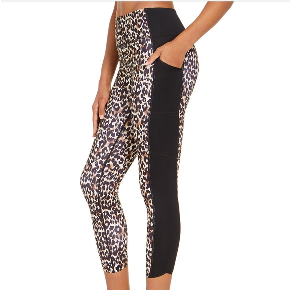 Ideology Plus Size Leopard Print Leggings - Picture 4 of 4